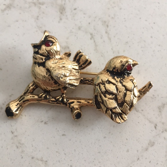 emmons Jewelry - Sassy Sparrows EMMONS Bird Brooch